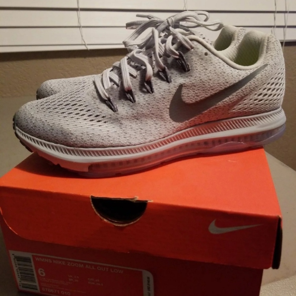 Womens Nike Zoom All Out  Low 6